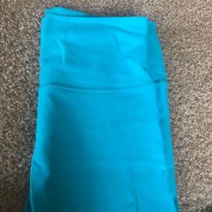 Teal/Turquoise Lululemon Wunder Under leggings